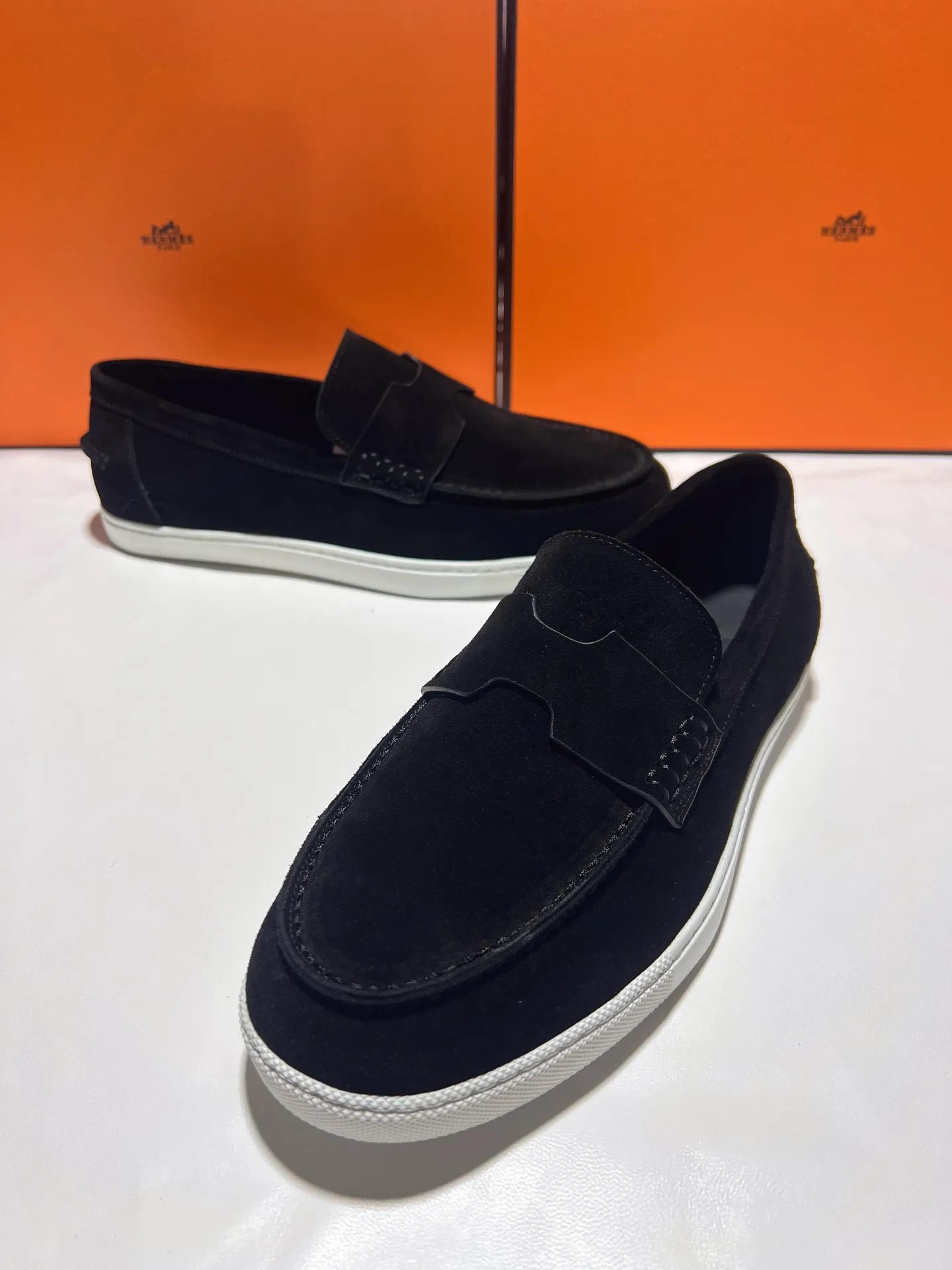 👟👟Ex-factory price 540👟👟 ♥2025 HERMES The latest hot model, the official website is developed simultaneously, original quality Size: Women's size 36/46